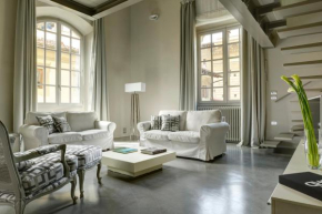 Strozzi Square Amazing House Florence